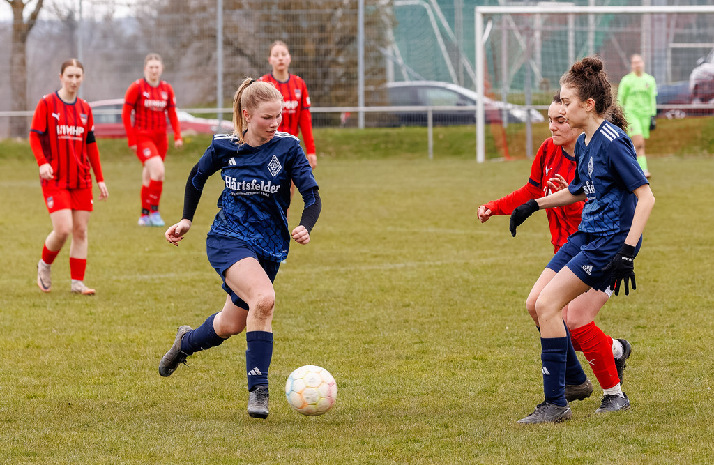 HÄRFCH_260404_3-56 | FC Härtsfeld 03 vs. 1.FC Heidenheim 1846 II, Fußball, Frauen, Bezirksliga, 2025/2026, 11. Spieltag, 04.04.2026 in Dunstelkingen (Foto: Michael Bulling) - Realisiert mit Pictrs.com