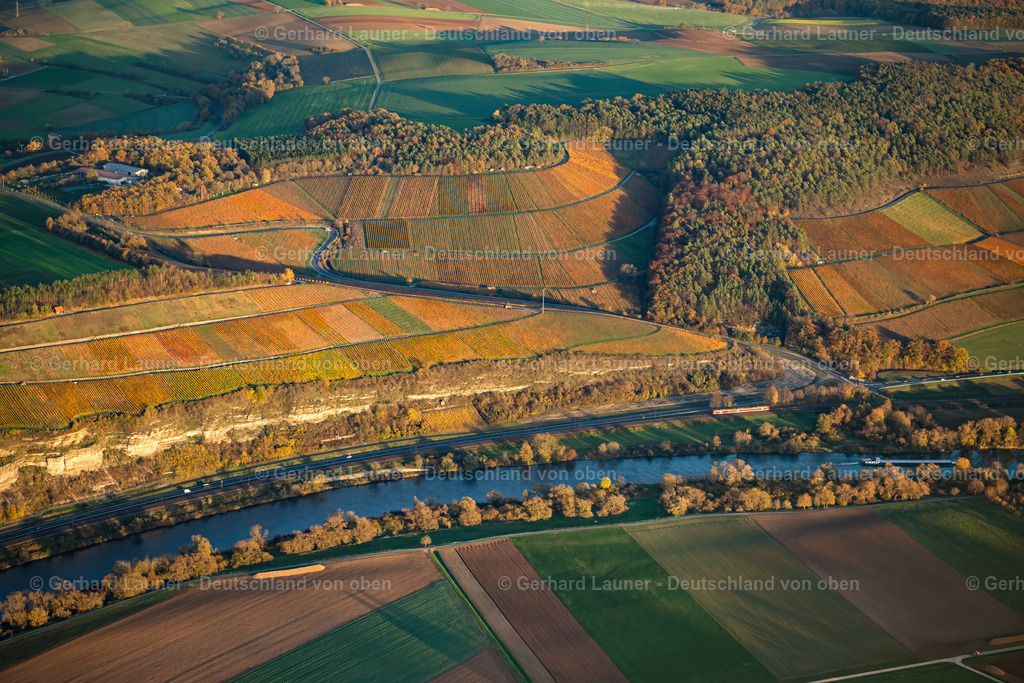 4042943 | Weinberge bei Himmelstadt, Weinlage Stein