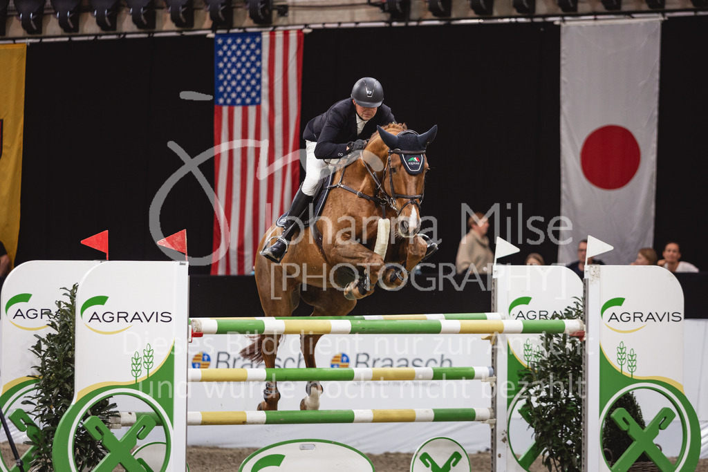 231028_Oldenburg_S1-Spr_Amateure-110 | Deine schönsten Turniermomente als professionelle Fotos! Entdecke hochwertige Pferdesport-Fotografie im Online-Shop. Jetzt Fotos finden & bestellen!