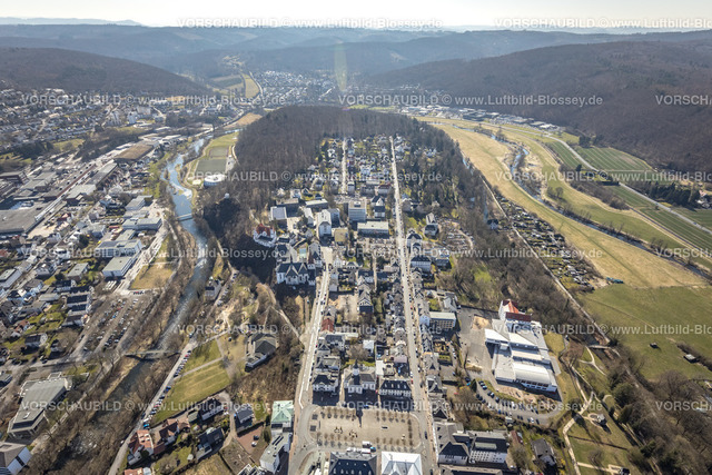 Arnsberg220302170 | Luftbild, Ruhrbogen mit Kreishaus Arnsberg zwischen Königstraße und Klosterstraße in Arnsberg, Sauerland, Nordrhein-Westfalen, Deutschland