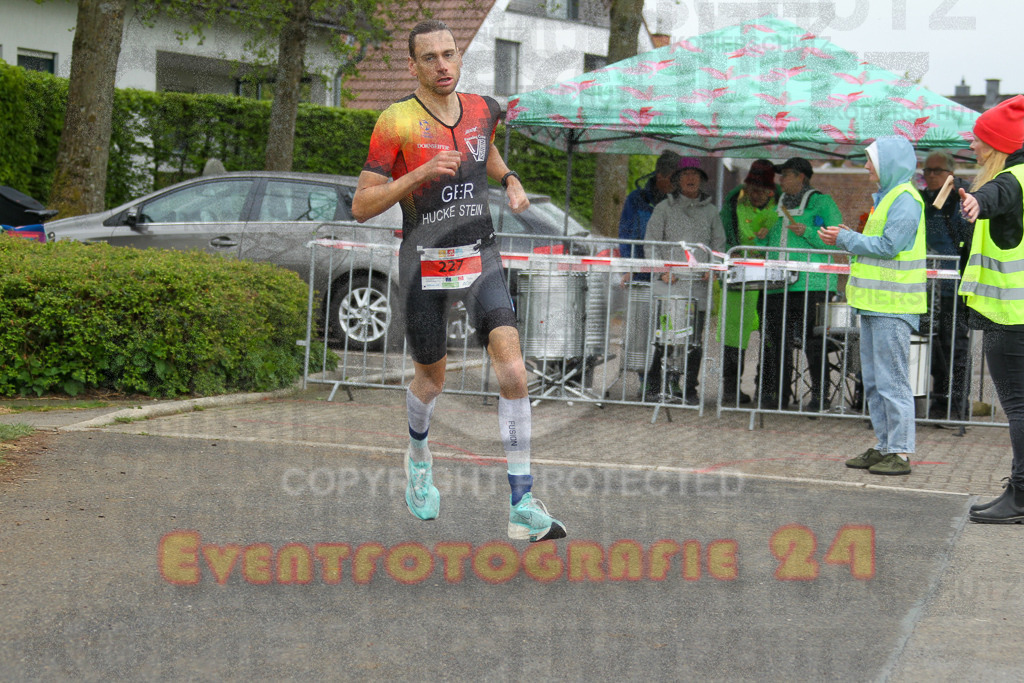 250413_1113_EV4_7405 | Sportfotografie im Rhein-Sieg Kreis, Köln, Bonn, NRW, Rheinland Pfalz, Hessen, etc. Unser Tätigkeitsfeld umfasst den Laufsport vom Volkslauf über den Marathon, Duathlon, Triathon bis zum Ultralauf wie Kölnpfad Ultra oder Schindertrail.