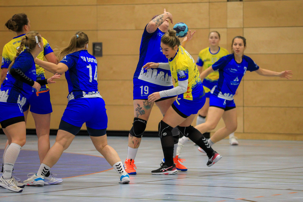 TvBorkenIII_SVN_161125_041 | Bildergalerie von Sport-Ereignissen aber auch von weiteren spannenden Dingen - nicht nur vom Niederrhein. In Anlehnung an den bekannten Spruch von Hanns Dieter Hüsch heißt das Motto: "Niederrhein ist überall".  - Realisiert mit Pictrs.com