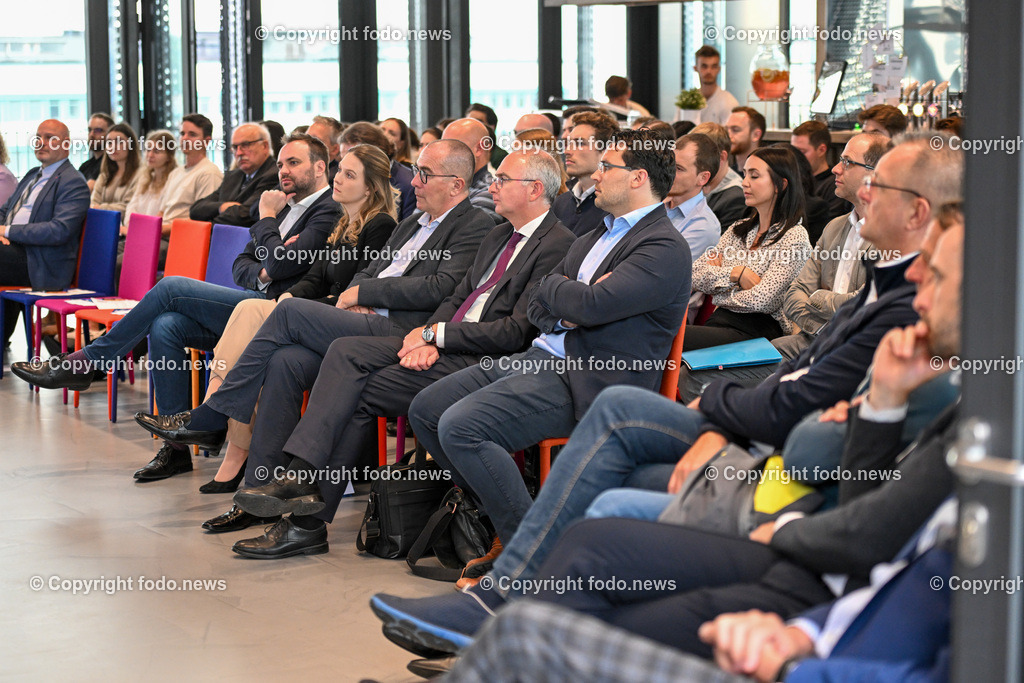 BKAÄ-Enquete_ JKU Med Campus I_ 10.05.2023-7 | 10.05.2023, Linz, AUT, JKU medLOFT, Arbeitsplatz Spital, wie die Jungen künftig arbeiten wollen, im Bild Zuhörer