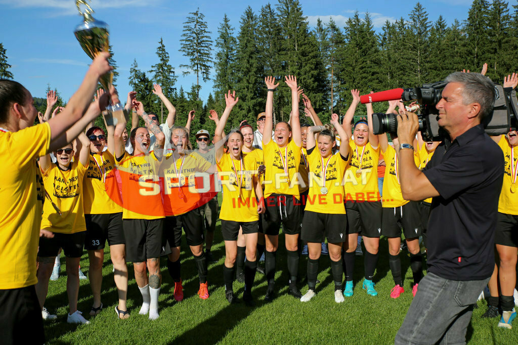 SV Oberglan Damen - Austria Klagenfurt |  ; SV Oberglan Damen - Austria Klagenfurt am 06.06.2022 in Oberglan
(Sportplatz), AUSTRIA, (Photo by Ernst Krawagner sport-fan.at) - Realisiert mit Pictrs.com