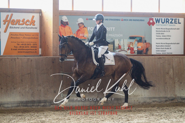 DKP43468 | Turniersportfotografie; Pferdefotografie; Dressurfotografie