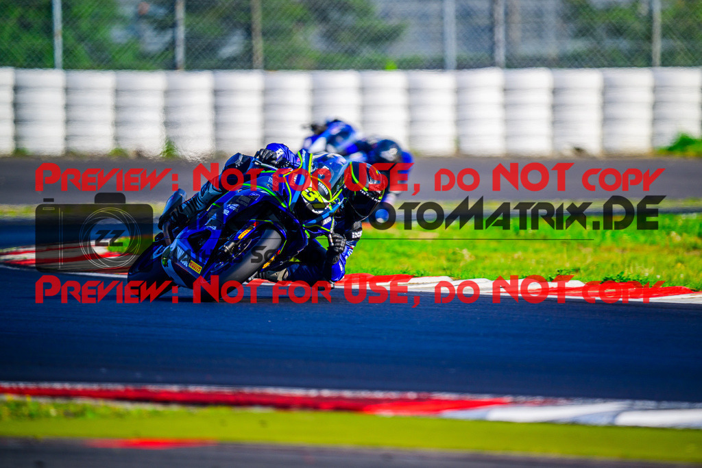 MaZZes_FotoMatrix_240831_6007705_1965 | R7