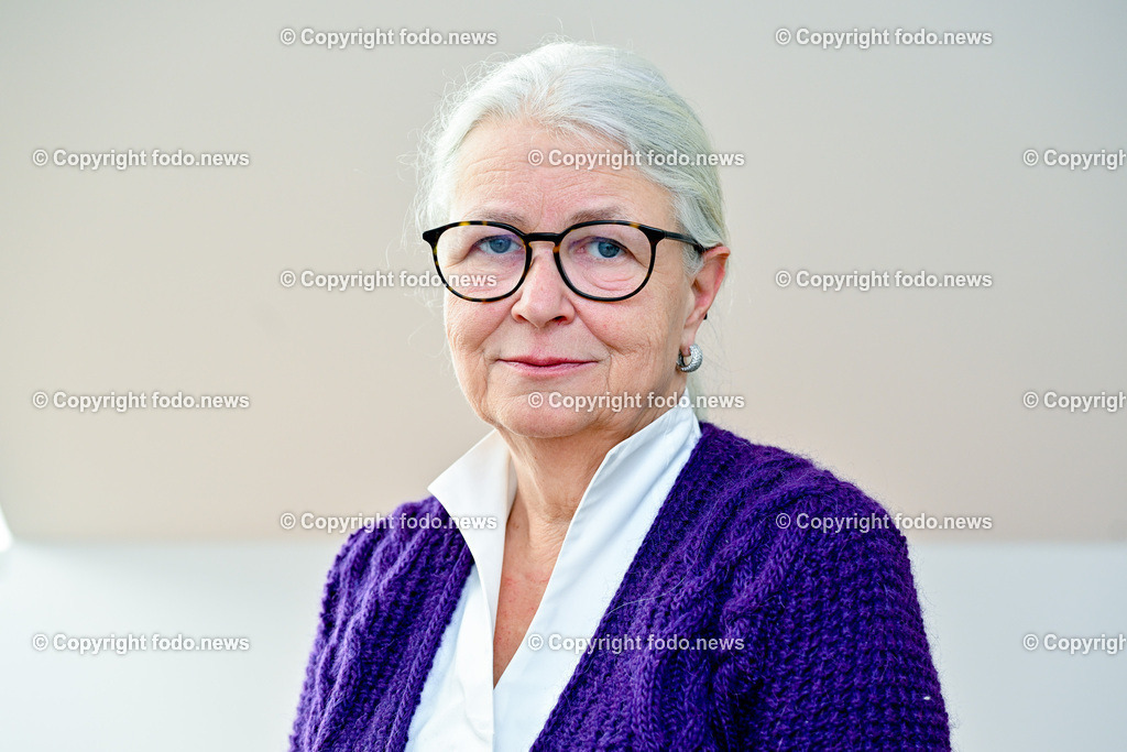 Adelheid Kastner_ Psychiaterin_ Gerichtsgutachterin und Autorin_ 15.02.2024-31 | 15.02.2024, Linz, AUT, Adelheid Kastner, im Bild Adelheid Kastner (Fachaerztin für Psychiatrie und Neurologie, Primaraerztin der Klinik fuer Psychiatrie mit forensischem Schwerpunkt, Gerichtsgutachterin)