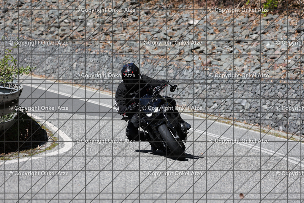 IMG_7956 | Fotograf am Kyffhäuser. Onkel Atze. Kyffhäuser Rennstrecke. Café36. Motorsportfotografie. - Realisiert mit Pictrs.com