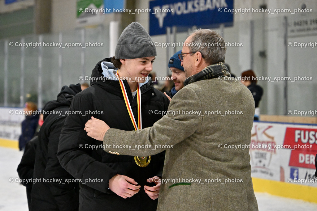 ESC Steindorf vs. EHC Althofen 8.3.2024 | ESC Steindorf vs. EHC Althofen 8.3.2024, ESC Steindorf vs. EHC Althofen Meisterfeier am 08.03.2024 in Steindorf (Ossiachersee Halle), Austria, (Photo by Bernd Stefan)