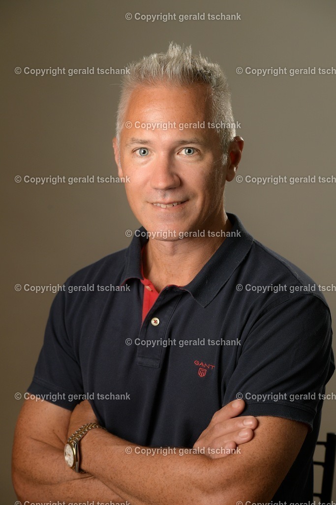 DSC_2534 | Wählen Sie hier bitte Ihr bestes Foto aus, mit diesem Bild wird Ihr Set produziert. Sollten Sie kein Bild wählen oder mehrere suchen wir das Beste aus!