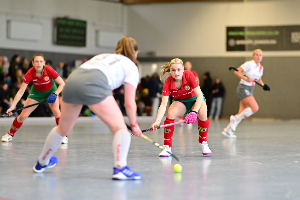 Hockey I Frauen I Saison 2024-2025 I 1. Bundesliga Nord I 5. Spieltag I Hamburger Polo Club - Der Club an der Alster | Der Sportfotograf. - Realisiert mit Pictrs.com