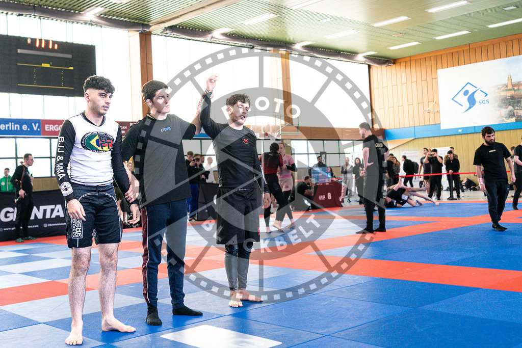 20250510PBB3506 | Athletes compete during the JJLG Berlin Open Jiu-Jitsu Championship on May 10, 2025 in Berlin, Germany. © Chiara Dazi / photoblackbelt