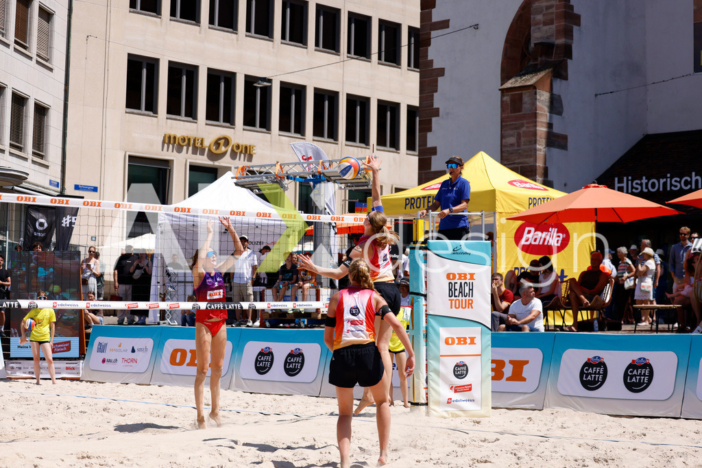 Obi BeachTour 2026 - Basel | BASEL, SWITZERLAND - JULY 18: MURIEL BOSSART (SUI) attack / spike during the Obi BeachTour 2026 match between BOSSART / ABBÜHL (SUI) and FLÜCKIGER / DEMIERRE (SUI) at Barfüsserplatz on July 18, 2026 in Basel, Switzerland. - Realisiert mit Pictrs.com