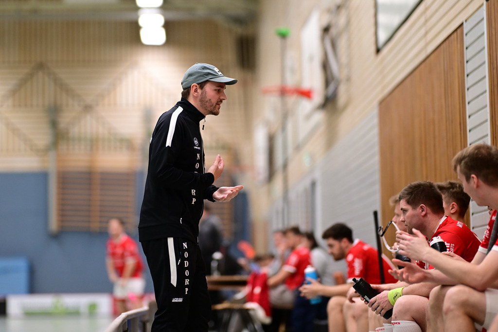 Floorball I Herren I Saison 2024-2025 I 2. FBL Herren Nord-West I 12. Spieltag I MTV Mittelnkirchen - SSF Dragons Bonn II I 21.12.2024 | Der Sportfotograf. - Realisiert mit Pictrs.com