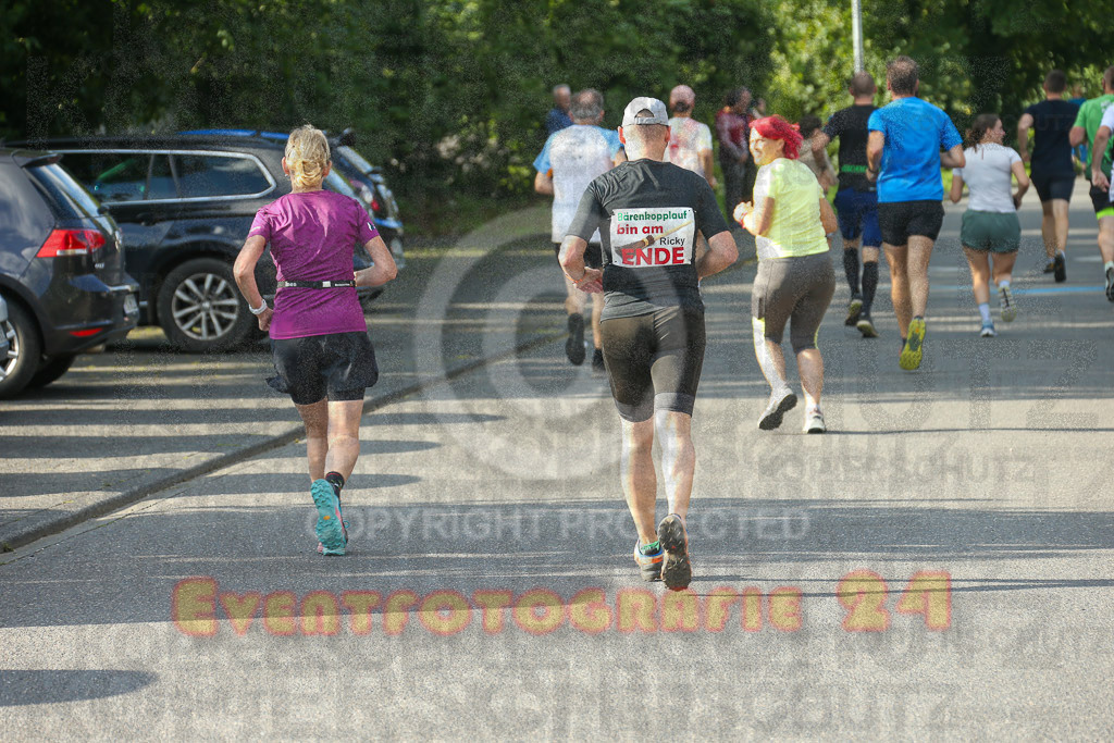 230804_1813_EX1_3843 | Sportfotografie im Rhein-Sieg Kreis, Köln, Bonn, NRW, Rheinland Pfalz, Hessen, etc. Unser Tätigkeitsfeld umfasst den Laufsport vom Volkslauf über den Marathon, Duathlon, Triathon bis zum Ultralauf wie Kölnpfad Ultra oder Schindertrail.