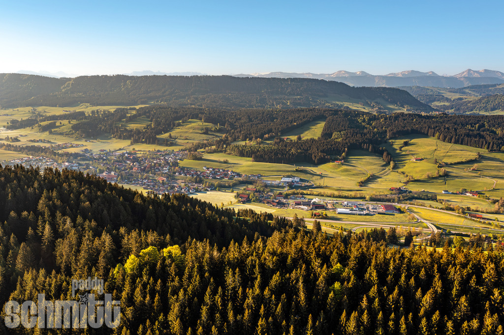PS-Allgaeu-2026-150 | Entdecke die größte Bildgalerie der Region mit Fotografien aus dem Allgäu, der Bodenseeregion, Oberschwaben, dem Donautal und der Schwäbischen Alb. Landschaften, Luftaufnahmen und Reisefotografie als Wandbild und Fotokunst. - Realisiert mit Pictrs.com