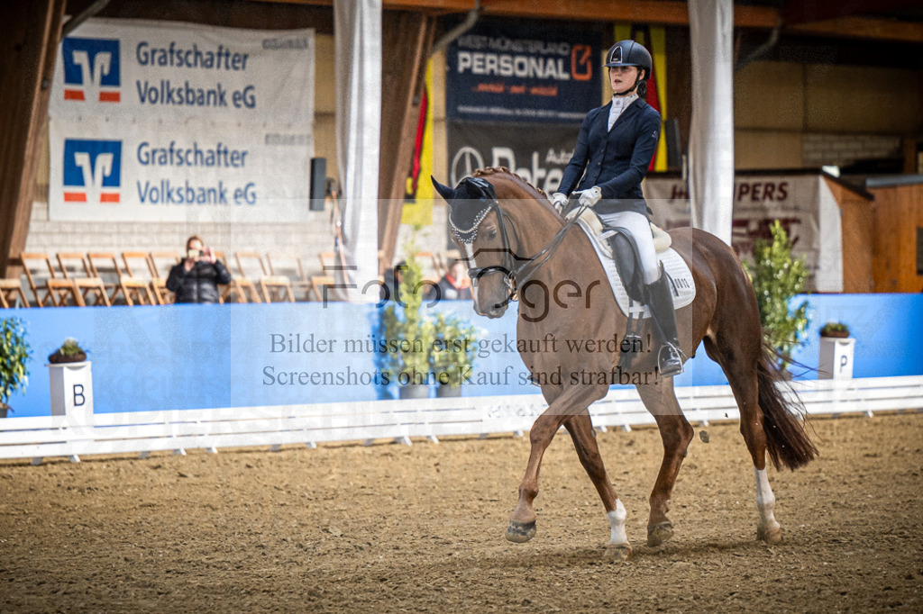 DOS_0706 | Entdecke hochwertige Reitturnierfotos von Foto Oger. Professionell, emotional und authentisch – jetzt Lieblingsmomente im Shop bestellen.Deutschlandweite Turnierfotografie. - Realisiert mit Pictrs.com