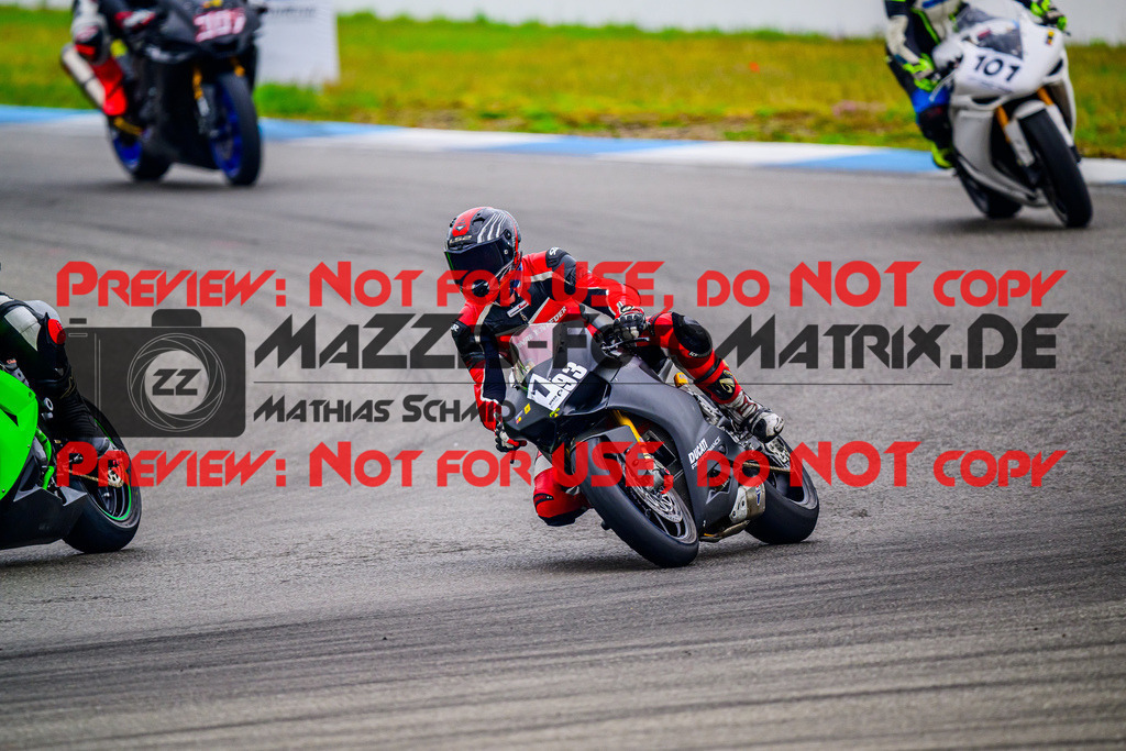 MaZZes_FotoMatrix_240614_6007705_0915 | GELB