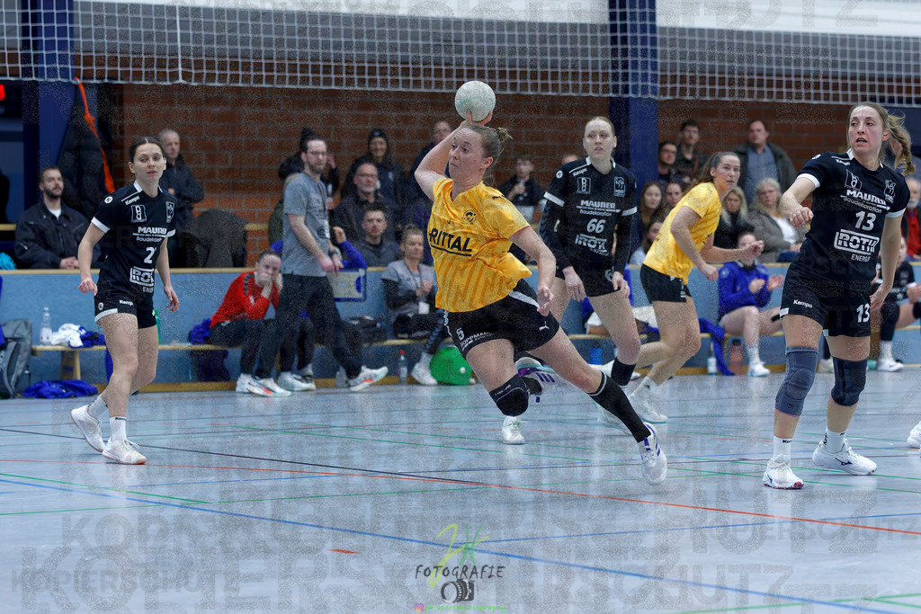 Handball Frauen Oberliga Mitte, HSG Eibelshausen/Ewersbach - HSG Lumdatal | Handball Frauen Oberliga Mitte, HSG Eibelshausen/Ewersbach - HSG Lumdatal am 21.02.2026 in Dietzhölztal-Steinbrücken (Sporthalle am Hammerweiher)Photo © 2026 - Jörg Heinrich - Realisiert mit Pictrs.com