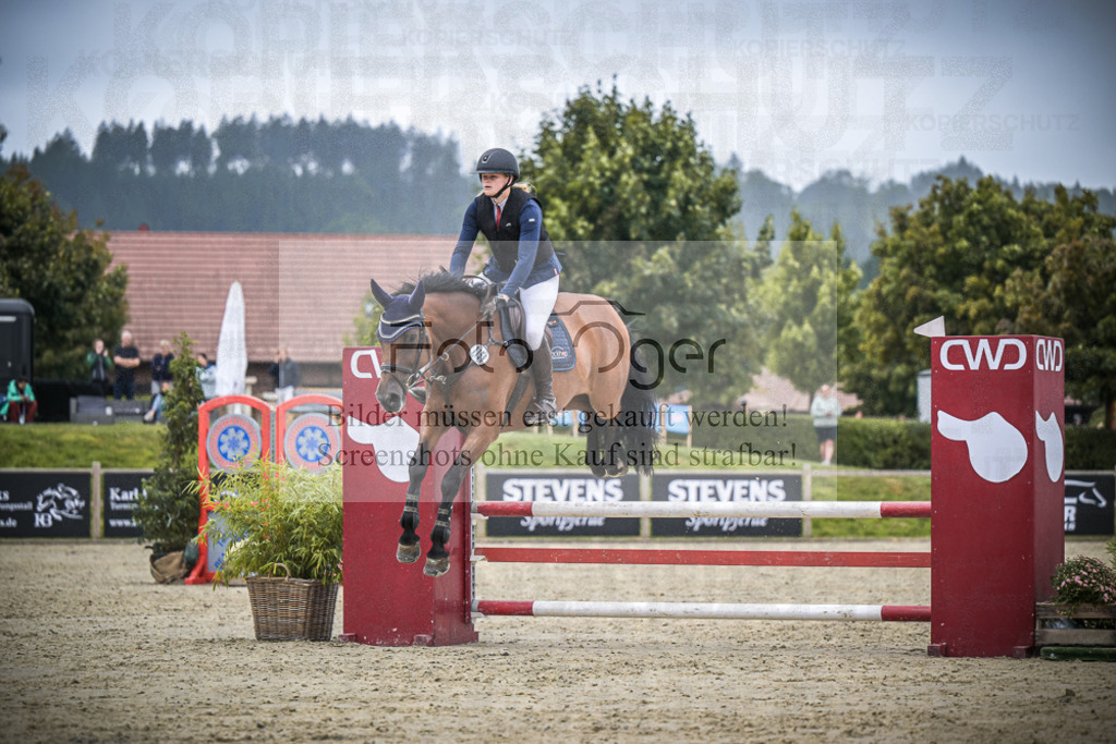 DOS_1207 | Entdecke hochwertige Reitturnierfotos von Foto Oger. Professionell, emotional und authentisch – jetzt Lieblingsmomente im Shop bestellen.Deutschlandweite Turnierfotografie. - Realisiert mit Pictrs.com