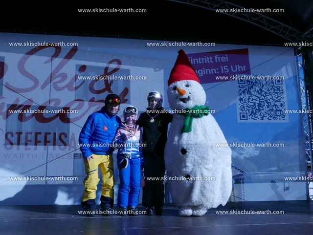 Gruppe Jan | Photos von der Skischule Warth - Realisiert mit Pictrs.com