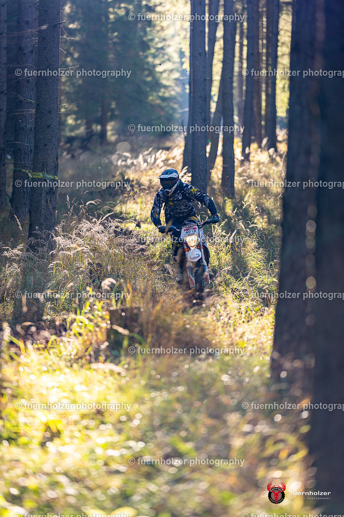 fuernholzer_251026-C2-19 | Fotografische Impressionen von der Red Stag Enduro Extreme by fuernholzer-photography.com. Endurosport in Österreich fotografisch festgehalten von fuernholzer. Auftragsfotografie für Private, Gewerbefotos und Industriefotografie. Eventfotografie, Sportfotografie und Motorsportfotografie. Anbieter von Fotoworkshops, Fototraining, fotografischen Vorträgen und Fotoseminaren.