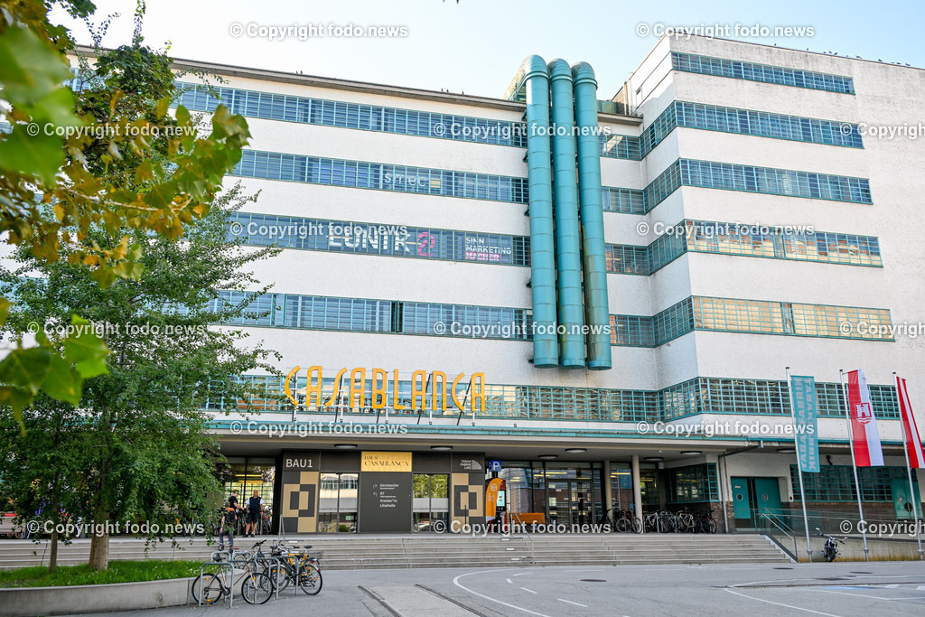 Linz_ Tabakfabrik Linz_ 12.08.2025-6 | 12.08.2025, LINZ, AUT, Tabakfabrik Linz, im Bild Themenbild, Tabakfabrik Linz, Moderne Base, Kreativzentrum, Linz, Oberoesterreich, Architektur, Industriekultur, Innovation, Co-Working, Start-ups, Kunst, Design, Digitalisierung, Veranstaltungen, Ausstellungen, Urbaner Raum, Netzwerken, Makerspace, Gruenderszene, Community, Transformation, Begegnungsort, Kreativwirtschaft, Zukunftsprojekt, Denkfabrik, Grand Garage, Symbolbild, Feature