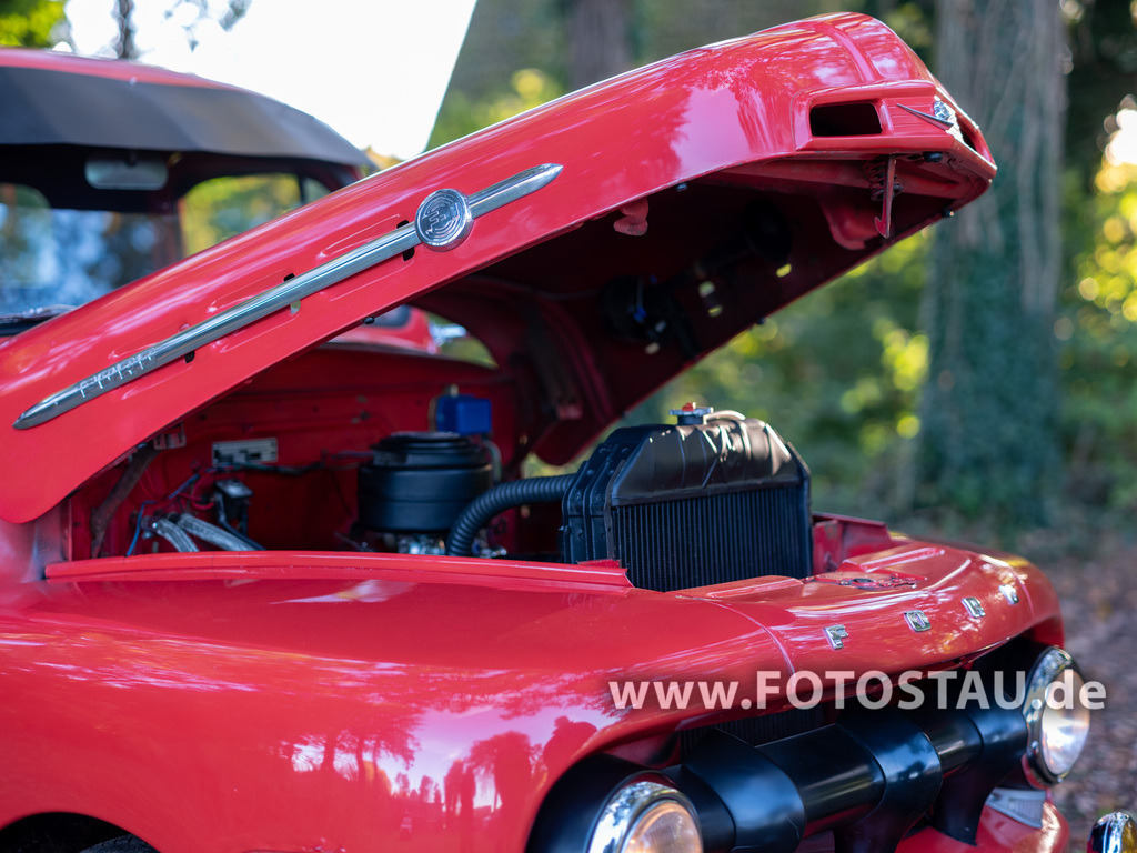 20251018-00322 | Syke Barrien 2025 Oldtimer Treffen - Realisiert mit Pictrs.com