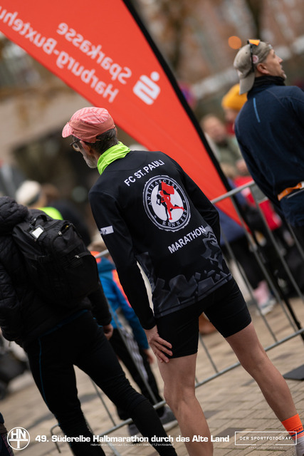 Süderelbe Halbmarathon 2025 I 09.11.2025 I Fotograf_DerSportfotograf.I 00235 | Der Sportfotograf. - Realisiert mit Pictrs.com