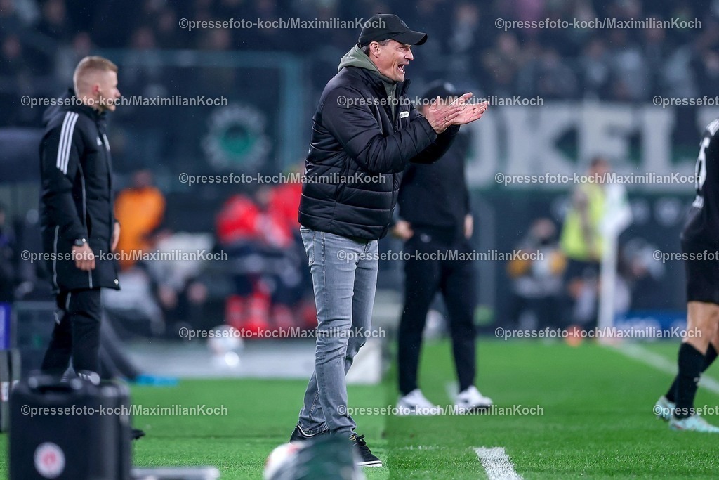 BMG13032601053 | 13.03.2026, Fußball, Borussia Mönchengladbach - FC St. Pauli, 1. Fußball Bundesliga, 26.Spieltag, Borussia-Park, Saison 2025 2026: Cheftrainer Alexander Blessin (FC St.Pauli #hc) gestikulierend am Spielfeldrand   DFB regulations prohibit any use of photographs as image sequences and or quasi-video.