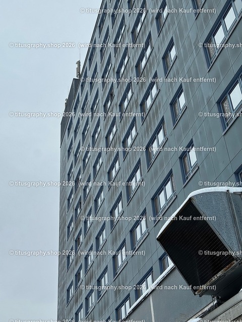 Hochhaus titusgraphy-architektur-edition 01 | Fotokunstarbeit aus der phototitusgraphy-edition Architektur.  - Realisiert mit Pictrs.com