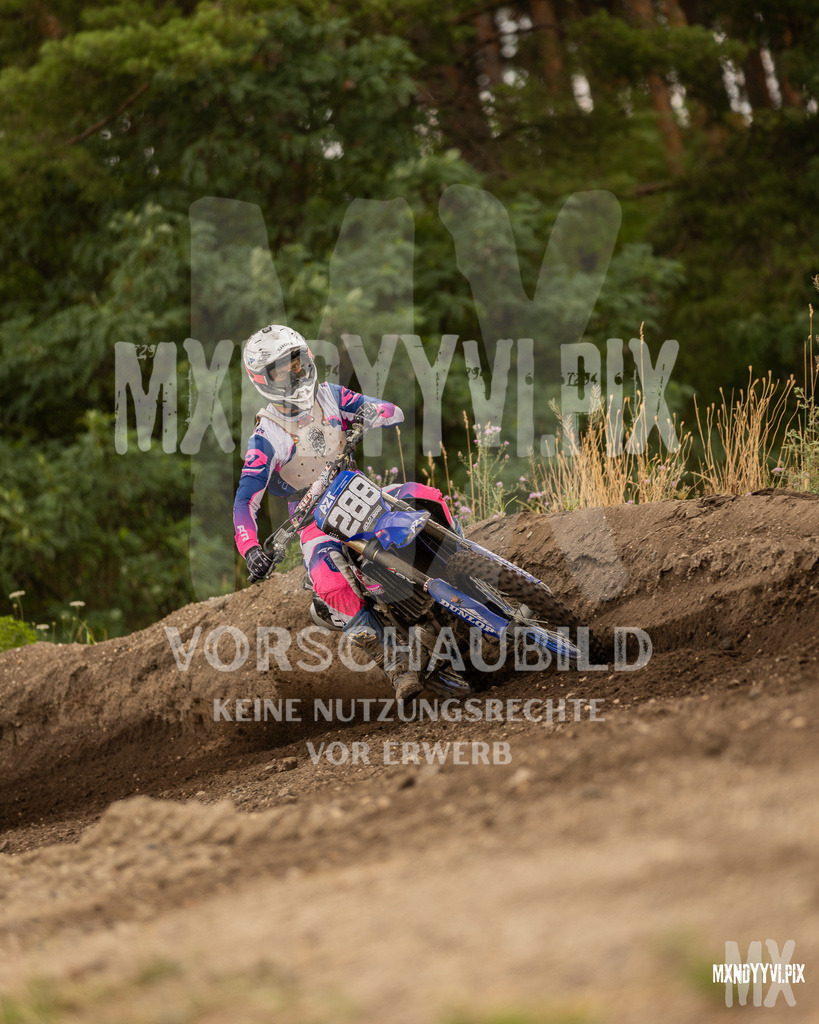 866A1575 | mxndyyvipix