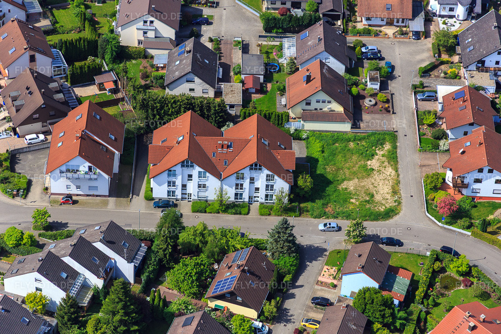 Luftbild: Drachenfelsstr in Hagenbach im Bundesland Rheinland-Pfalz in Deutschland. Foto: IMG_078458.jpg vom 08.05.2015 durch Werner Riehm/FLY-FOTO.de
