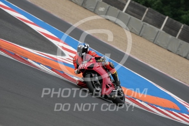 2024_08_09_PBK_16195 | Sportfotografie; SlowMotion; Video; Rennstrecke; Hafeneger; Speer; Racing; RSE; BMW; CBO; Trackday; Motorsportarena; Hockenheimring; Brno; Most; Barcelona; Valencia