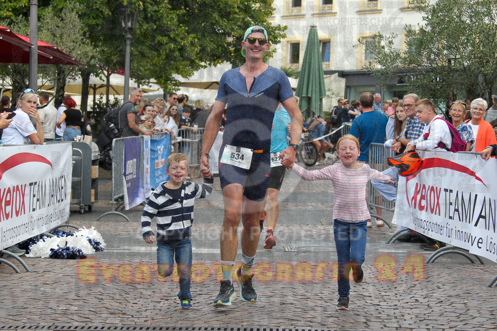 250824_1421_EV4_1593 | Sportfotografie im Rhein-Sieg Kreis, Köln, Bonn, NRW, Rheinland Pfalz, Hessen, etc. Unser Tätigkeitsfeld umfasst den Laufsport vom Volkslauf über den Marathon, Duathlon, Triathon bis zum Ultralauf wie Kölnpfad Ultra oder Schindertrail.