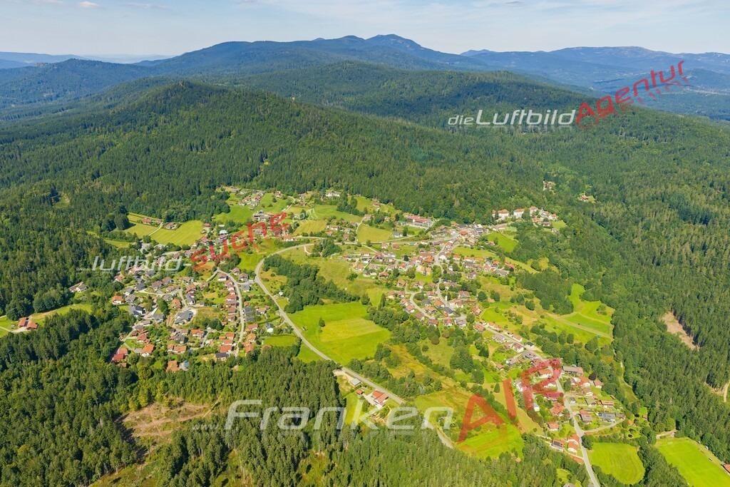 luftaufnahme-maps-rabenstein-zwiesel-7520-jahr-2025 | Luftaufnahme  Rabenstein  Zwiesel Das Luftbild wurde 2025 vom UL-Flugzeug heraus erstellt ( keine Drohne ) - Hochauflösende Luftaufnahme -Nicht vergleichbar mit Google Maps oder Satelittenbilder- Die Geschenkidee !Mit Lizenz und Bildrechte bestellbar