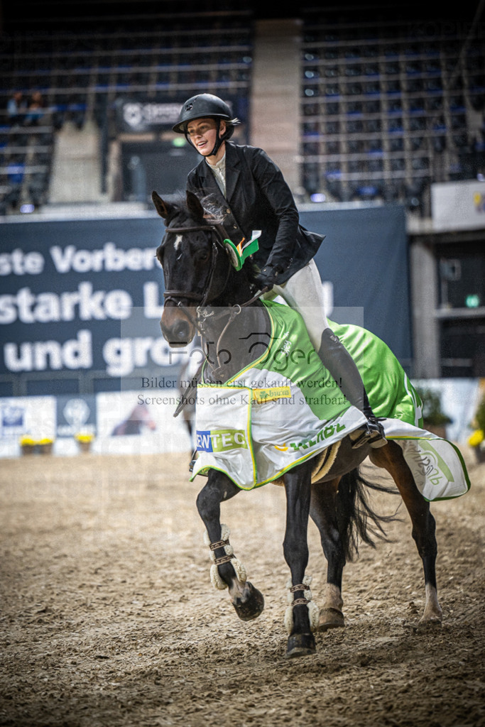 DOS_0238 | Entdecke hochwertige Reitturnierfotos von Foto Oger. Professionell, emotional und authentisch – jetzt Lieblingsmomente im Shop bestellen.Deutschlandweite Turnierfotografie. - Realisiert mit Pictrs.com