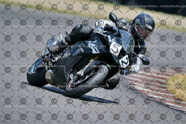 25bt04-1108 | markuskiefer.com - Realisiert mit Pictrs.com