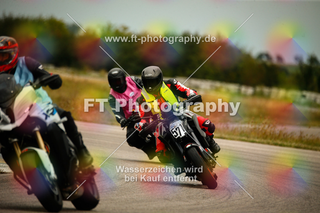 _MOT6818 | Hier findet Ihr Bilder von Touristenfahrten auf der Nürburgring Nordschleife oder von anderen Veranstaltungen die ich besucht habe. Viel Spass beim Durch Schauen 