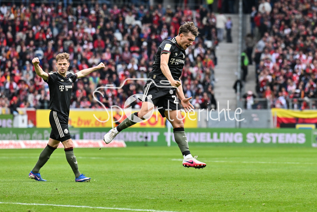 SC Freiburg - FC Bayern München | FREIBURG, GERMANY - 04. APRIL: Jubel der Bayern nach dem Treffer zum 2-2 Ausgleich durch TOM BISCHOF (FC Bayern Munich 20) / Tor / Torschuetze / Freude / Happy / während dem Bundesligamatch zwischen dem SC Freiburg und dem FC Bayern München am 28. Spieltag im Europa-Park Stadion / DFL REGULATIONS PROHIBIT ANY USE OF PHOTOGRAPHS AS IMAGE SEQUENCES AND/OR QUASI-VIDEO