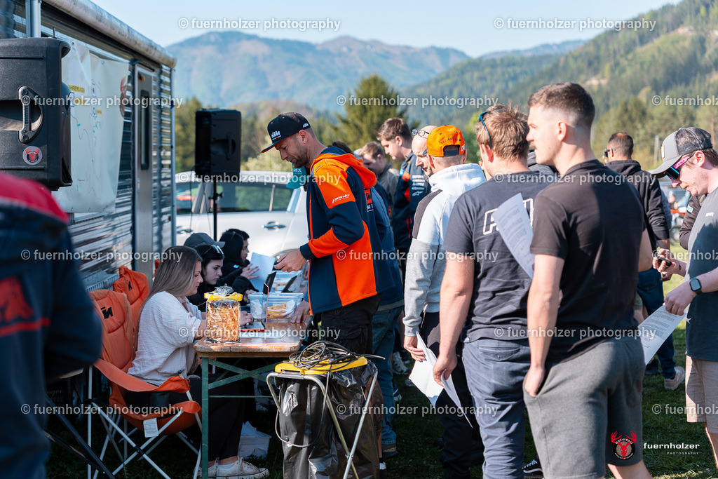 fuernholzer_250501-C1-13 | Fotografische Impressionen von der Red Stag Enduro Extreme by fuernholzer-photography.com. Endurosport in Österreich fotografisch festgehalten von fuernholzer. Auftragsfotografie für Private, Gewerbefotos und Industriefotografie. Eventfotografie, Sportfotografie und Motorsportfotografie. Anbieter von Fotoworkshops, Fototraining, fotografischen Vorträgen und Fotoseminaren.