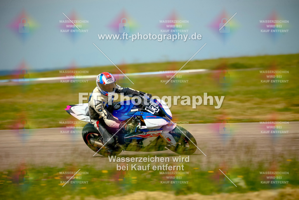 _MOT1055 | Hier findet Ihr Bilder von Touristenfahrten auf der Nürburgring Nordschleife oder von anderen Veranstaltungen die ich besucht habe. Viel Spass beim Durch Schauen 