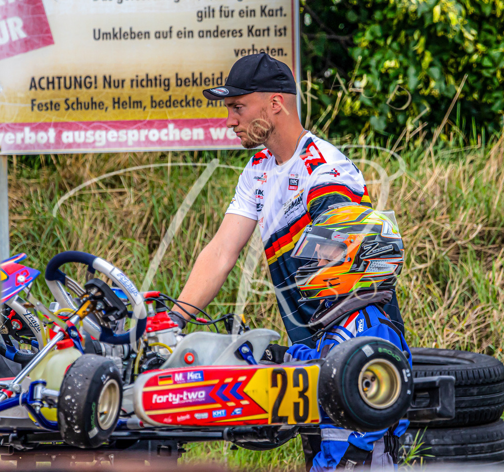 4CD36225-79ED-45AA-BF16-9D08E6A20488 | traudl_s_fotos