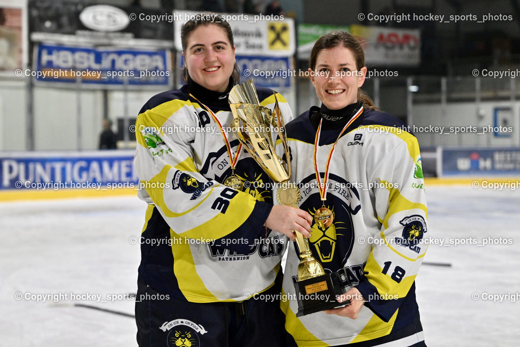 WILDCATS PATERNION & Lady Hawks Siegerehrung-Meisterfeier | #30 Sauerbier Dana Kiara WILDCATS PATERNION, #18 Brunner Tatjana WILDCATS PATERNION, WILDCATS PATERNION &amp; Lady Hawks Siegerehrung-Meisterfeier, WILDCATS PATERNION &amp; Lady Hawks Siegerehrung-Meisterfeier am 12.03.2025 in Steindorf (Ossiachersee Halle), Austria, (Photo by Bernd Stefan)