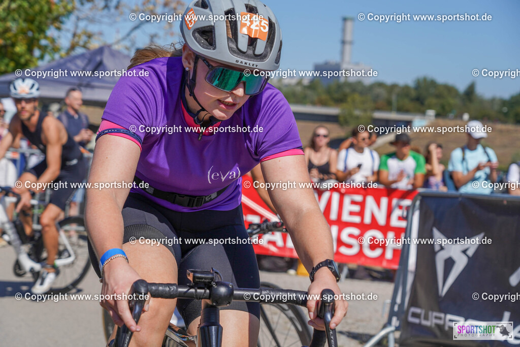 DSC01166 | Vienna Triathlon 2024                                        P3 Event                                                             #yourpictrs #sportshot_your_pictrs                 @Sportshotphotography                                     Photo Credit: www.sportshot.de