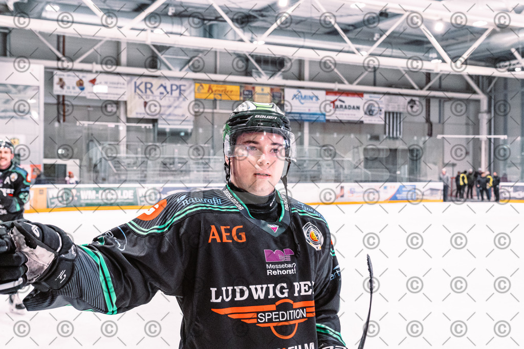 Alligators_vs_Memmingen_05_12_2025-231 | Höchstadt Alligators Fotogalerie: Eishockey-Action aus Franken. Professionelle Spielfotos, Portraits & Stadionbilder zum Download. Jetzt entdecken! - Realisiert mit Pictrs.com