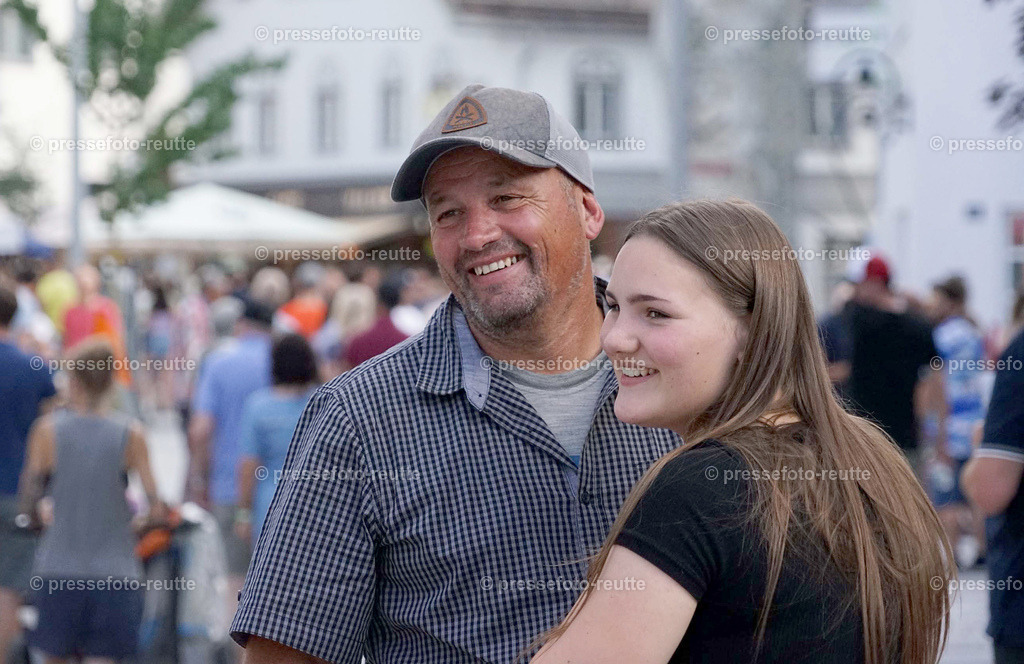 news-2023-Juli15-Marktfest_Reutte1-DSC05993 | Info aus dem Bezirk Reutte/Ausserfern Tirol sowie eine umfangreiche Bilddatenbank über die gesamte Region: Lechtal, Talkessel Reutte, Tannheimertal, Zwischentoren. Lech, Plansee, Zugspitze, Grenztunnel, B179, Fernpassstraße, Verkehr, Lawinen, Tradition, - Realisiert mit Pictrs.com