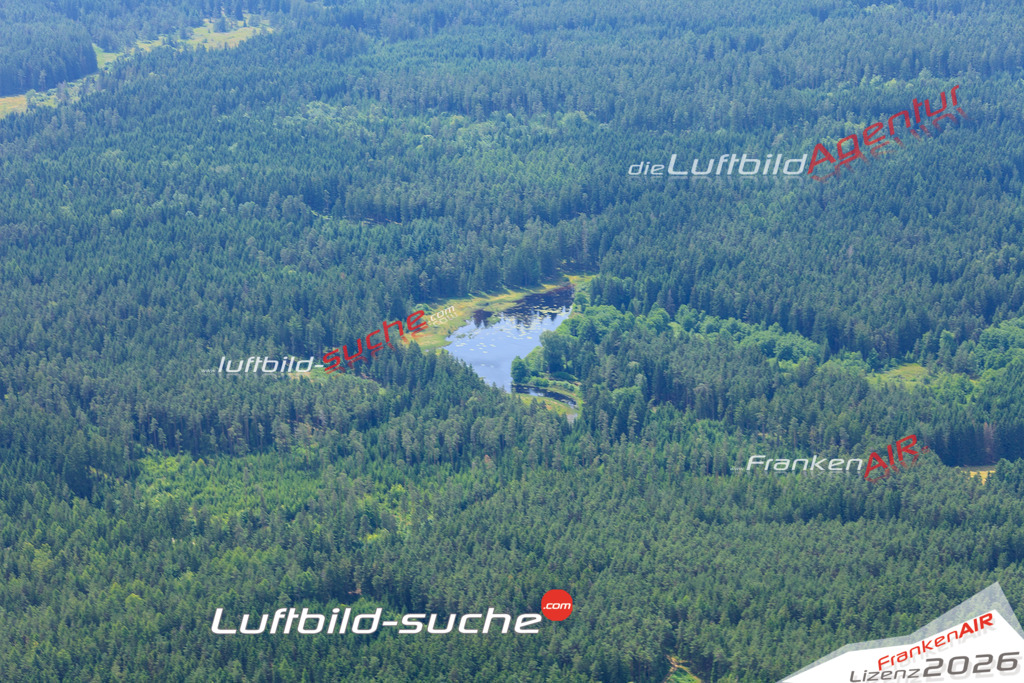 Die Luftaufnahme der Stadt Wunsiedel wurde vom UL-Flugzeug heraus erstellt ( keine Drohne )- hohe Auflösung für beste Qualität