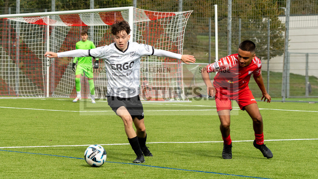 _DSC5203 | www.omgpictures.de, Sportfotograf, Verein, Fotograf, Baden Württemberg, Stuttgart, Heilbronn, omgpictures, Spieltag,  - Realisiert mit Pictrs.com