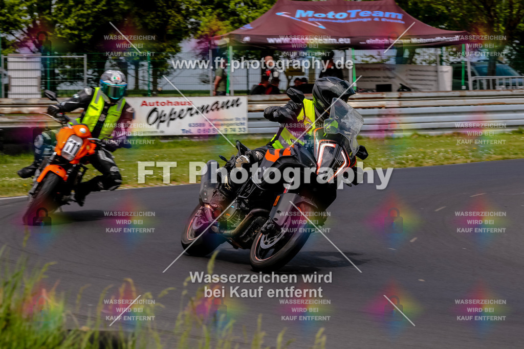 MotoTeamVBK-21015 | Hier findet Ihr Bilder von Touristenfahrten auf der Nürburgring Nordschleife oder von anderen Veranstaltungen die ich besucht habe. Viel Spass beim Durch Schauen 
